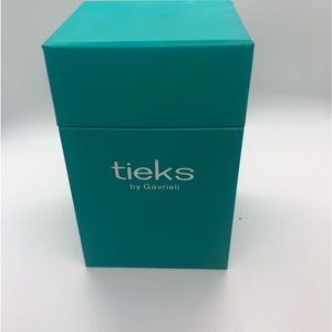 TIEKS BOX ONLY ‼️No shoes.